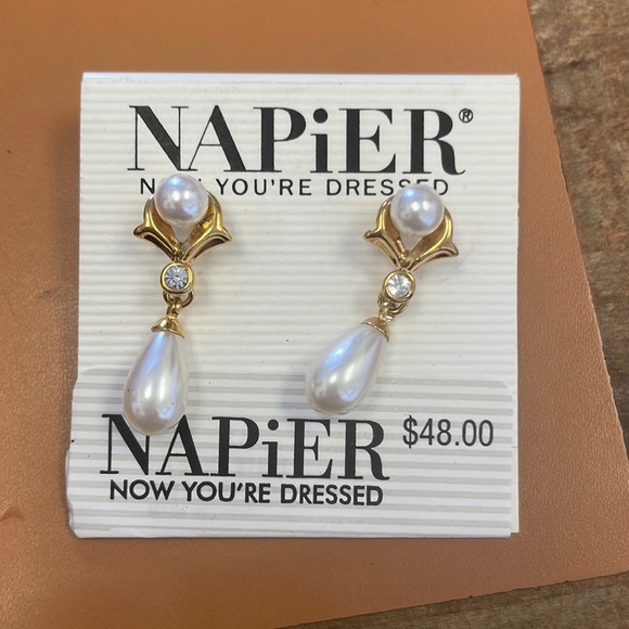 Napier Jewelry - Vintage Napier Gold and Faux Pearl Earrings